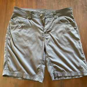 Prana Breathe shorts
